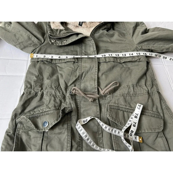 H&M Divided Women’s Jacket size 0 - Picture 6 of 8